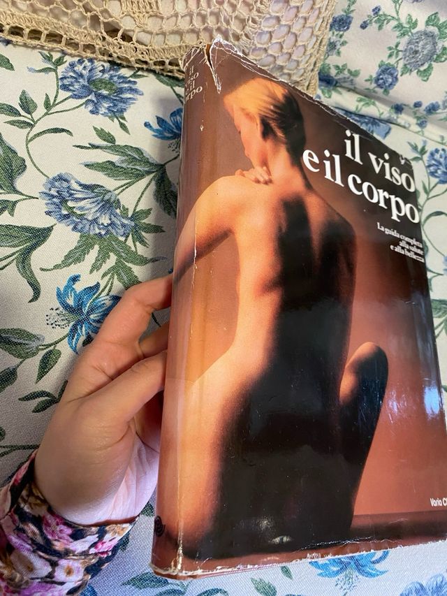 Il viso e il corpo: Guida alla salute e bellezza