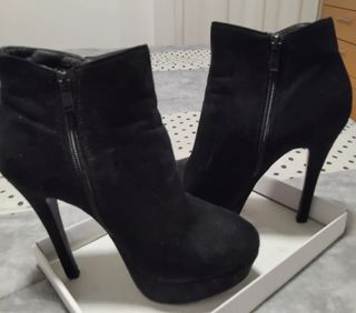 Botines negros tacón alto