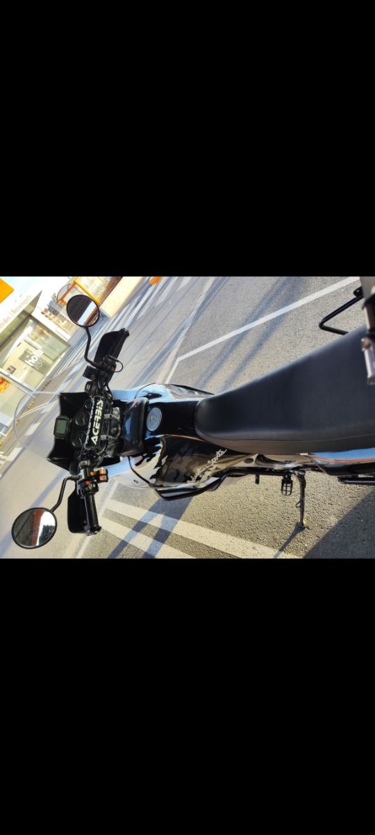 Honda África Twin RD07 750 (94)
URGE VENTA!! 