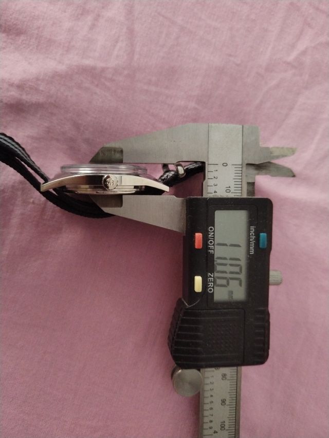 Orologio meccanico vintage caricamento manuale