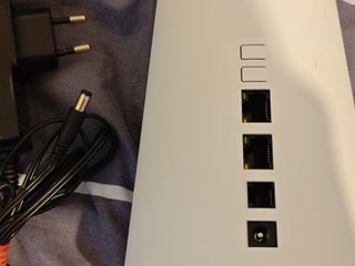 Router TCL HH512V AX5400