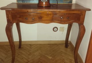 Escritorio de madera de teca