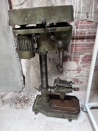 Taladro de pie Industrial T.D.17/R