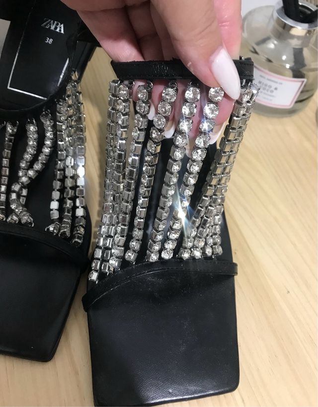 Sandalias Zara piel tacón 38