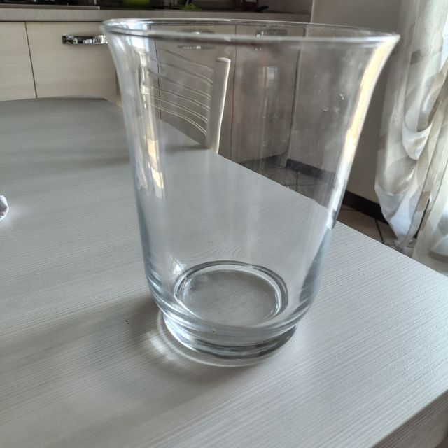 Vaso vetro trasparente