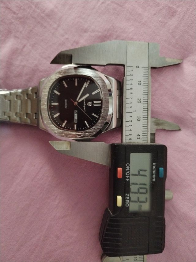 Orologio acciaio quarzo nuovo sigillato