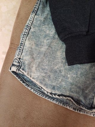 Chaqueta vaquera con capucha A ESTRENAR talla 14
