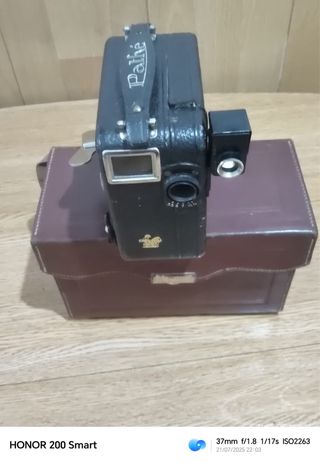 Pathe cámara cine antigua