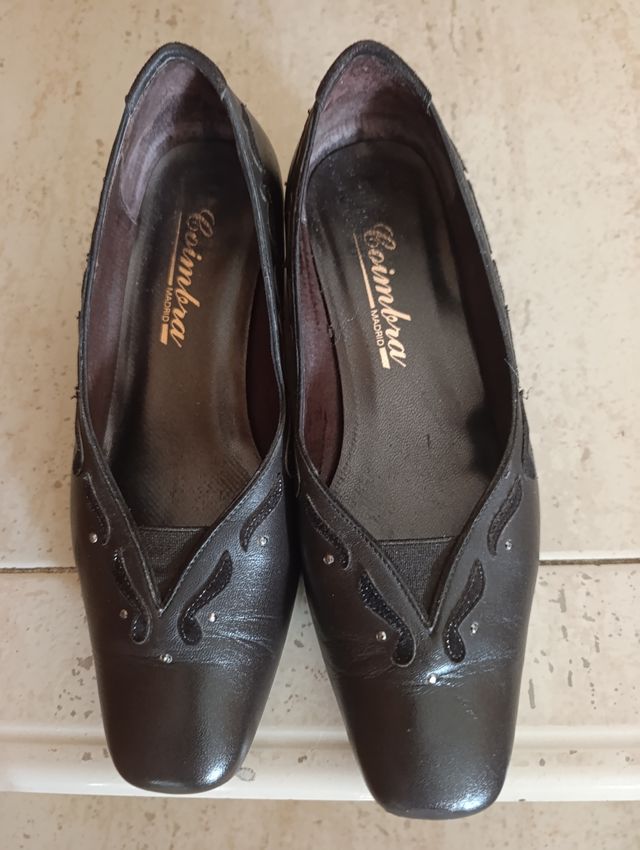 2 Zapatos de salón de piel talla 36