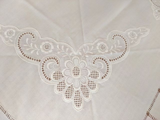 Manteletera Huertana Vainica blanca