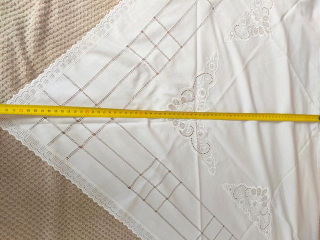 Manteletera Huertana Vainica blanca