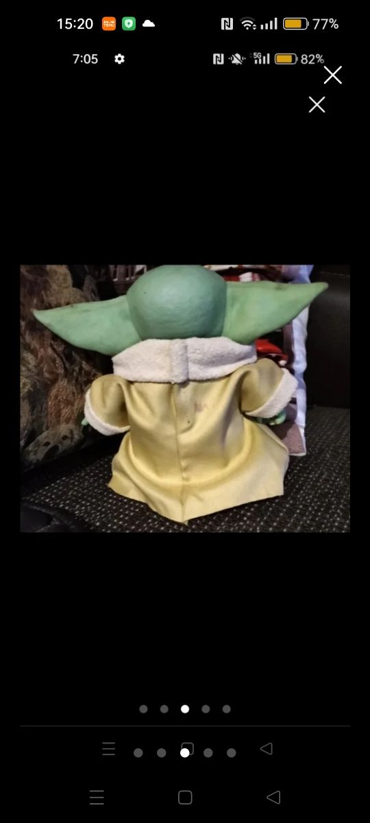 Muñeco Yoda interactivo