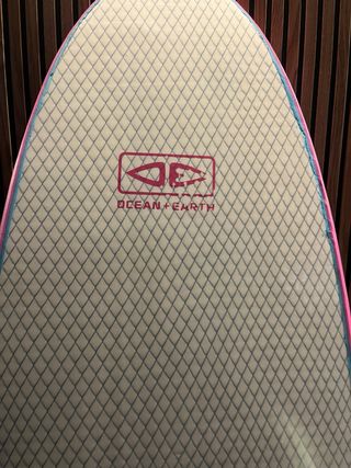 Traje neopreno Billabong Jr. talla 12 y tabla surf