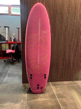 Traje neopreno Billabong Jr. talla 12 y tabla surf