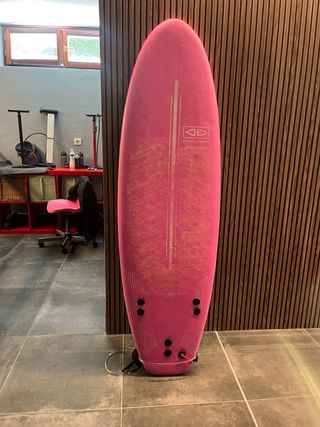 Traje neopreno Billabong Jr. talla 12 y tabla surf