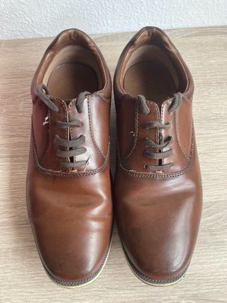 Zapatos Zara marrones elegantes