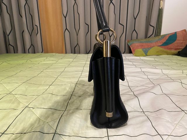 Bolso Roger Vivier - Negro con acentos metálicos