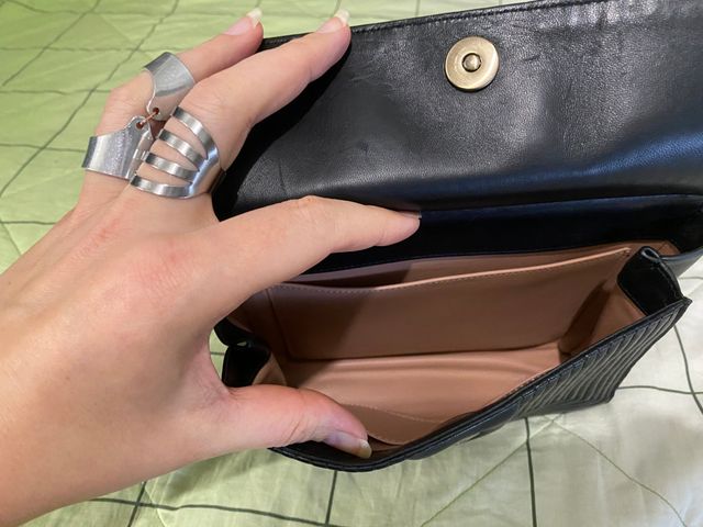 Bolso Roger Vivier - Negro con acentos metálicos