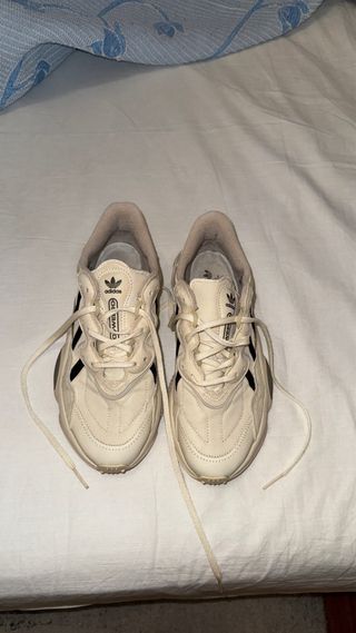 Adidas Ozweego - Beige