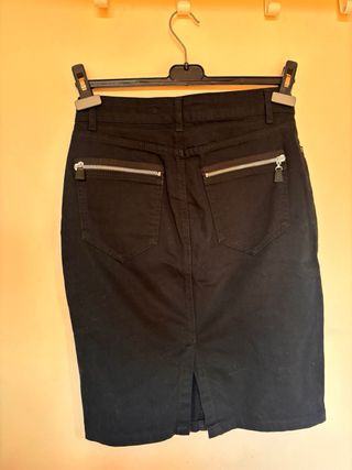 Falda Zara negra talla S