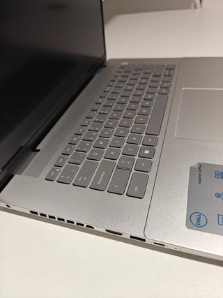 Dell Inspiron 16 Plus 
I7 13GEN // RTX4060// 1TB 