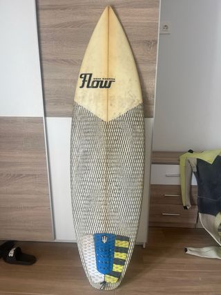 Tabla surf Flow Wave Machine