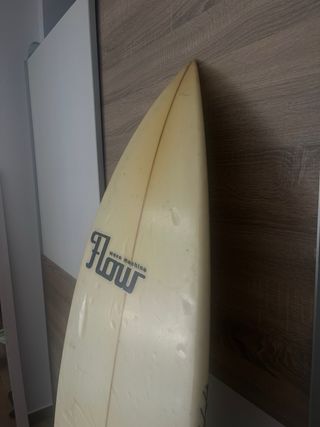 Tabla surf Flow Wave Machine