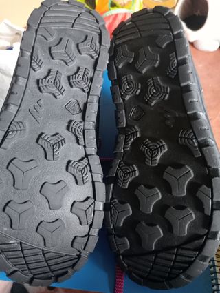 Botas trekking niña -moradas-talla 35