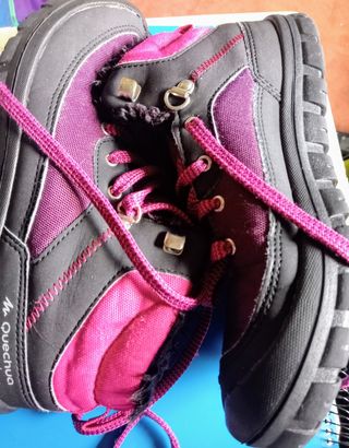 Botas trekking niña -moradas-talla 35