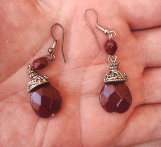 Orecchini pendenti rossi