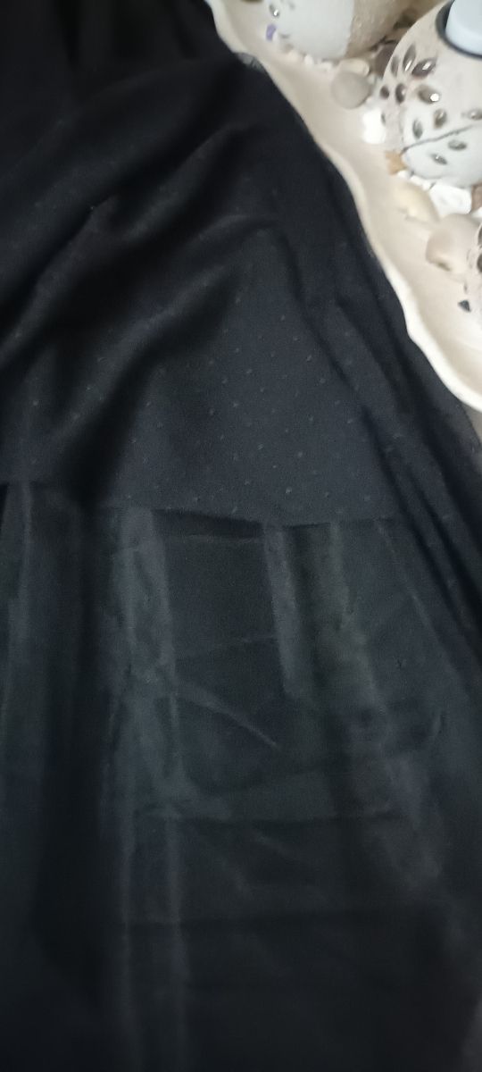 Vestido negro Stradivarius