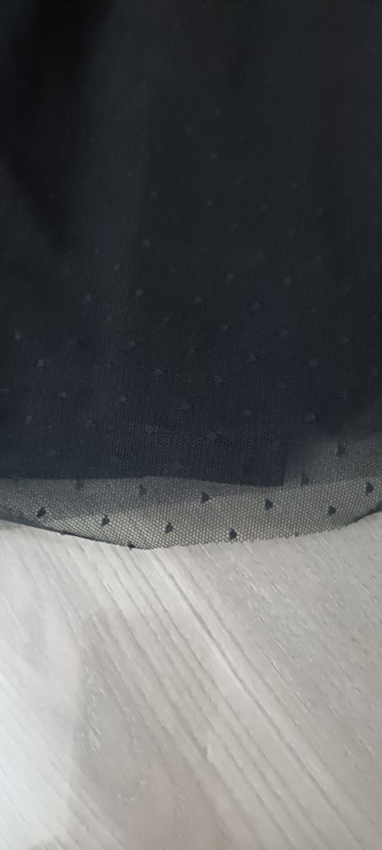 Vestido negro Stradivarius