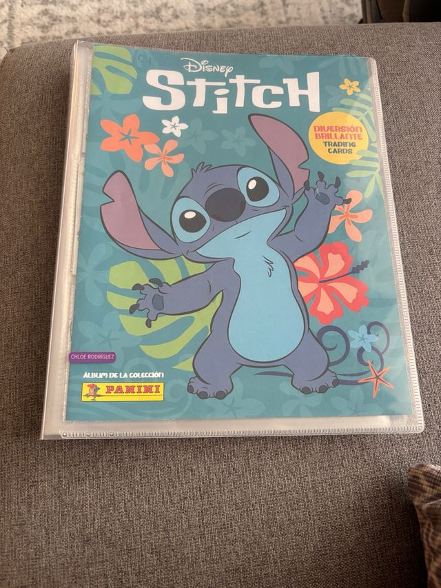 Álbum Panini Stitch - 125 cartas