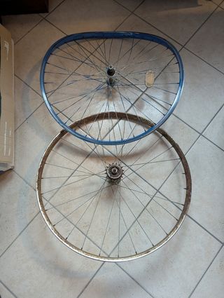 Lotto Set Cerchi bicicletta 26" e 28" vintage