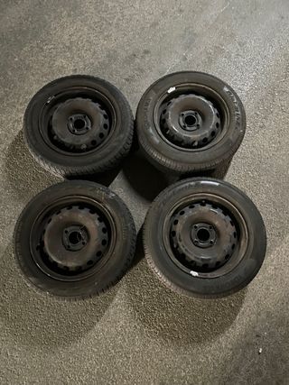 4 Llantas 14" con neumáticos