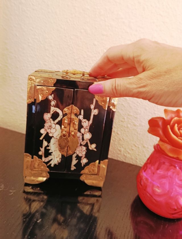 Joyero Chino antiguo