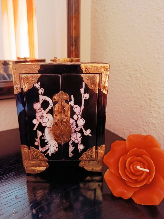 Joyero Chino antiguo