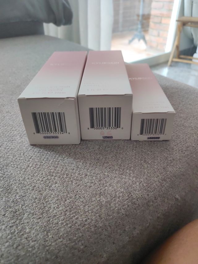 Set per la cura della pelle KYLIESKIN, confezione da 3