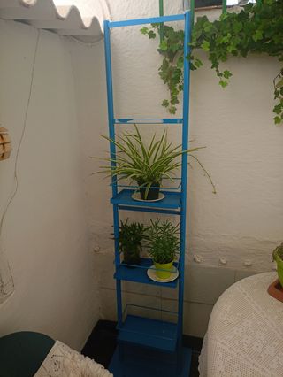 Estanteria azul metalica para plantas/supermercado