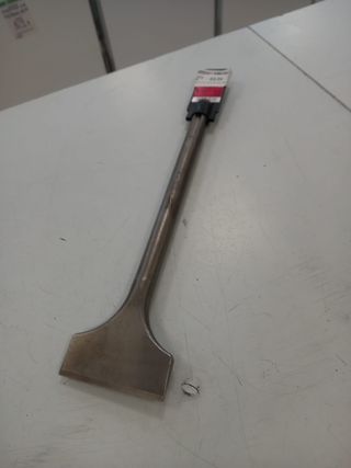 CINCEL PLANO MILWAUKEE 300X80MM