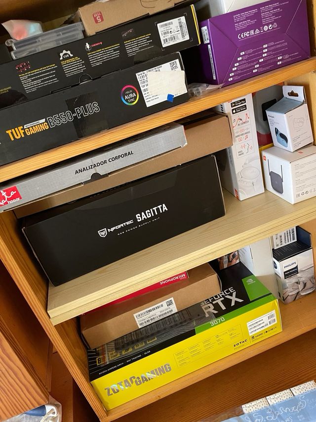 Set PC Gamer RTX 3070 con TODO, silla y mesa RGB