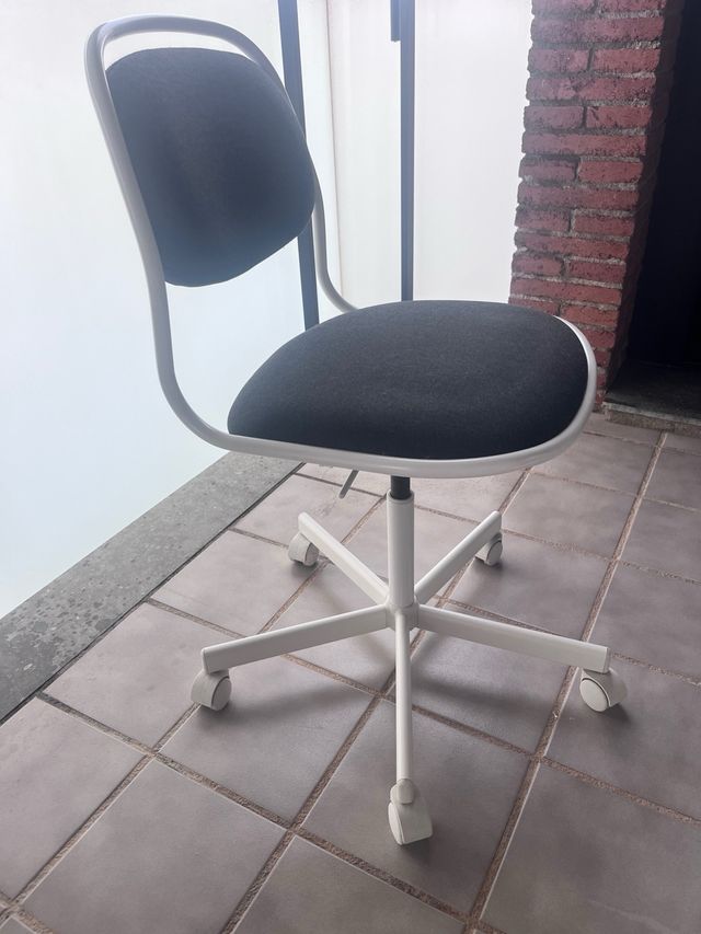 Silla giratoria IKEA ÖRFJÄLL