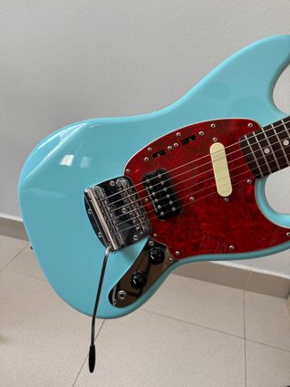Fender Mustang Edición Kurt Cobain Signature