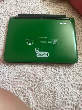 Portátil Toshiba Verde - Netbook