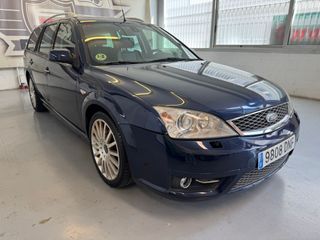 Ford Mondeo 3.0i V6 ST 220 Wagon 