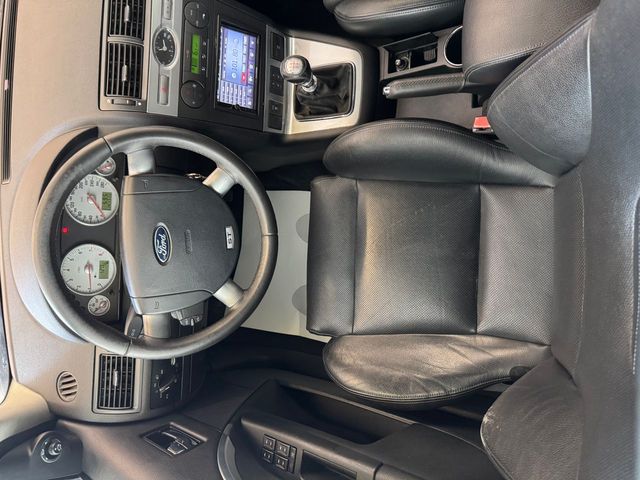 Ford Mondeo 3.0i V6 ST 220 Wagon 