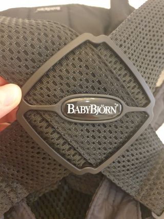 Babybjorn Mini Portabebés Negro. Model actual 2025
