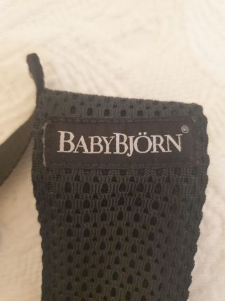 Babybjorn Mini Portabebés Negro. Model actual 2025