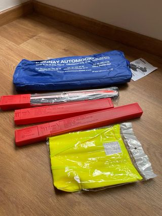 Kit emergencia: 2 triángulos + chaleco