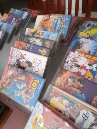 25 Películas Disney VHS + 10 de Regalo